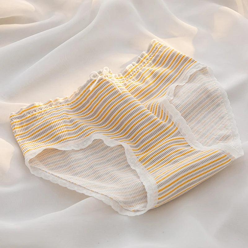 Floral Lace Seamless Cotton Panties for Women - Mid-Rise Underpants  ourlum.com   