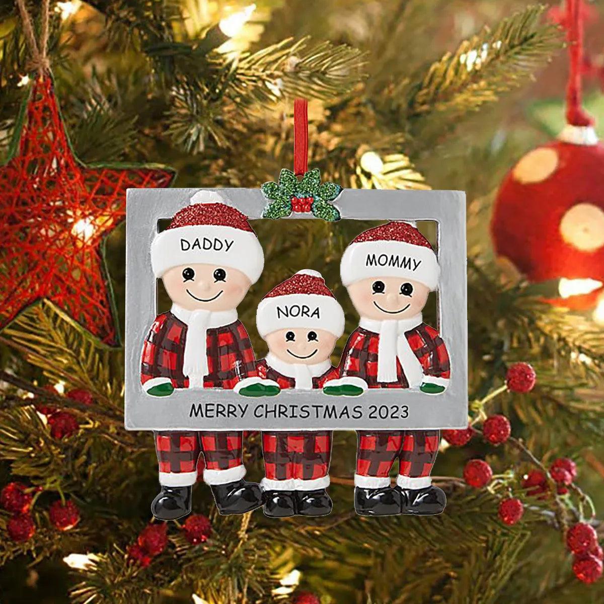 Family Christmas Tree Ornament: Personalized DIY Hanging Decoration  ourlum.com   