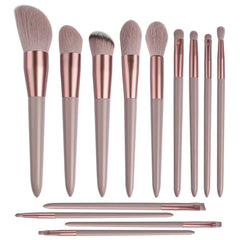 Ultimate Makeup Brush Set with Luxurious Detail Brush & Beauty Tools