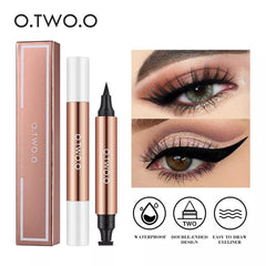 Winged Eyeliner Stamp Duo Pen: Create Perfect Cat Eyes in Seconds