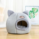 Winter Cat Bed: Luxurious Semi-Enclosed Feline Sanctuary