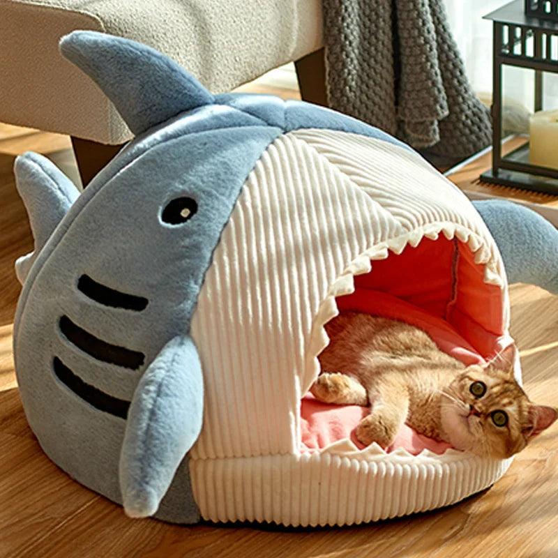 Cozy Cat Bed: Warm Enclosed Pet Tent for Kittens and Puppies  ourlum.com   