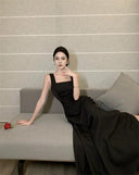 Luxurious Black Dress: Elegant Event Wear for Sophisticated Look