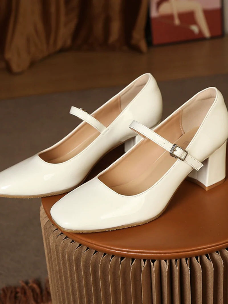 Retro Mary Jane Shoes: Vintage Charm & Modern Sophistication