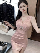 Elegant V-neck Sheath Dress for Sophisticated Style Comfort