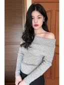 Off-the-Shoulder Knit Sweater Chic and Comfy Fashion Essential