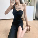 Luxurious One-Shoulder Black Dress for Goddess Style Chic