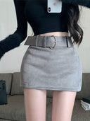 Gray Tutu Skirt: Chic Winter Fashion Essential for Women