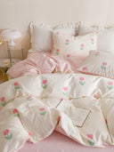 Young Adult Heart Little Flower Cotton Bed Sheets Student Four-Piece Set