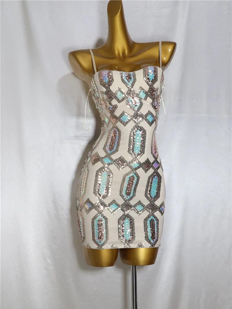 Elegant Beaded Dress: Versatile & Chic Fashion Choice