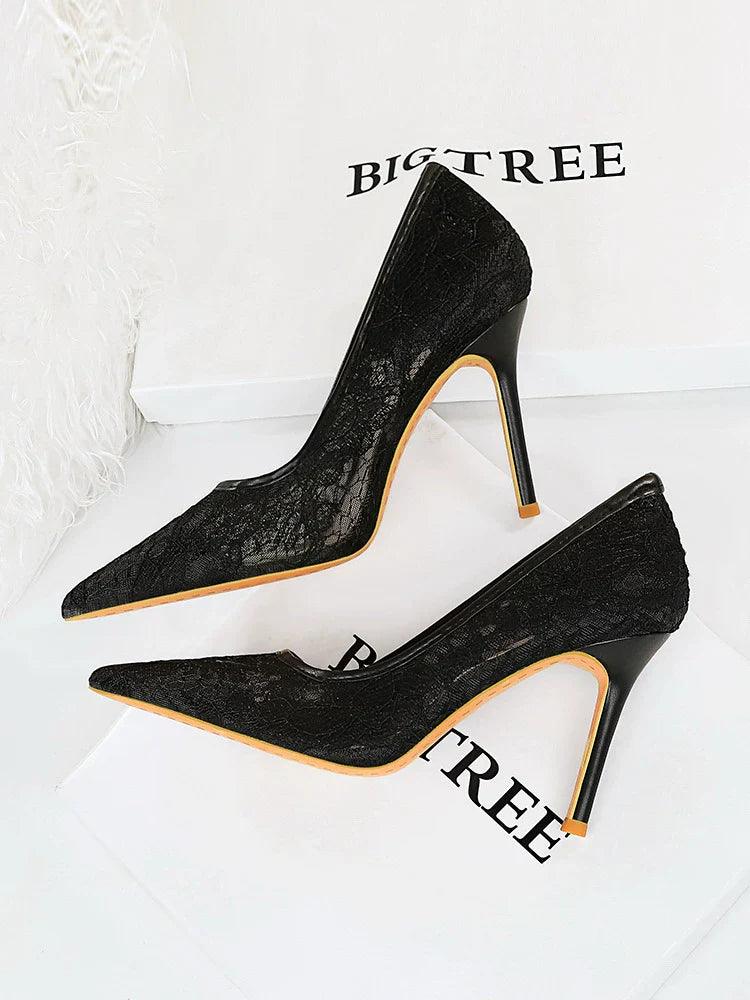 Elegant Lace-Up High Heels: Sophisticated Fashion Upgrade