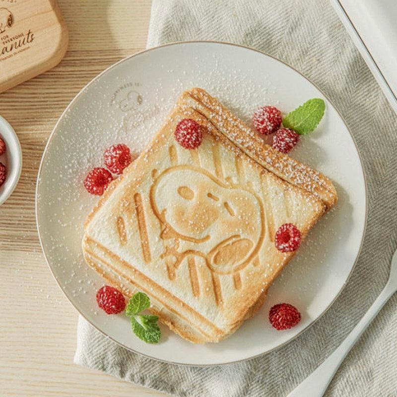 In Stock South Korea Snoopy Sandwich Machine Waffle Cake Mould Electricity Cake Mould Breakfast Machine Toaster Toaster Thickened