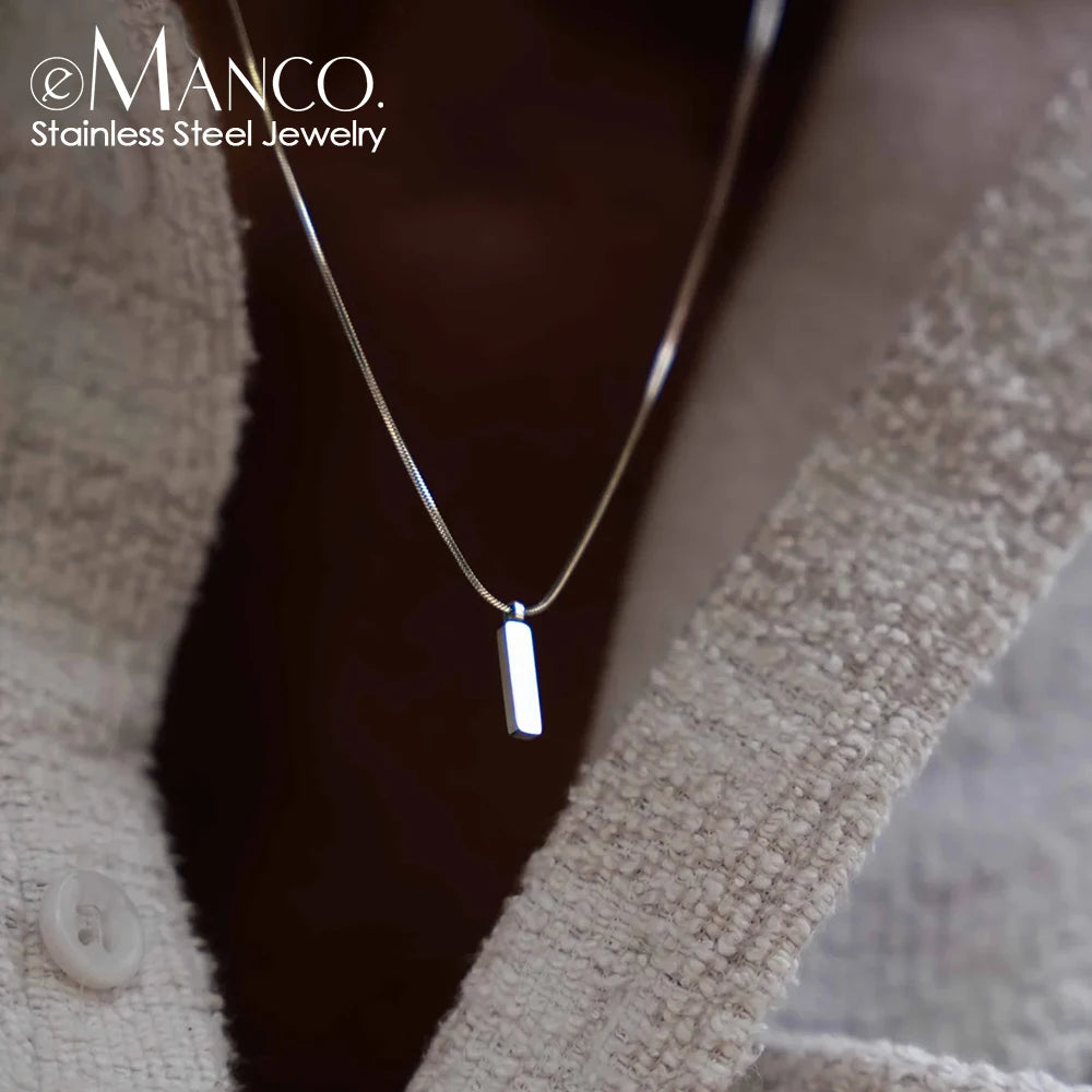 eManco Square Pendant Necklace Simple fashion new  White Gold Stainless steel Collarbone chain does not lose color Wholesale