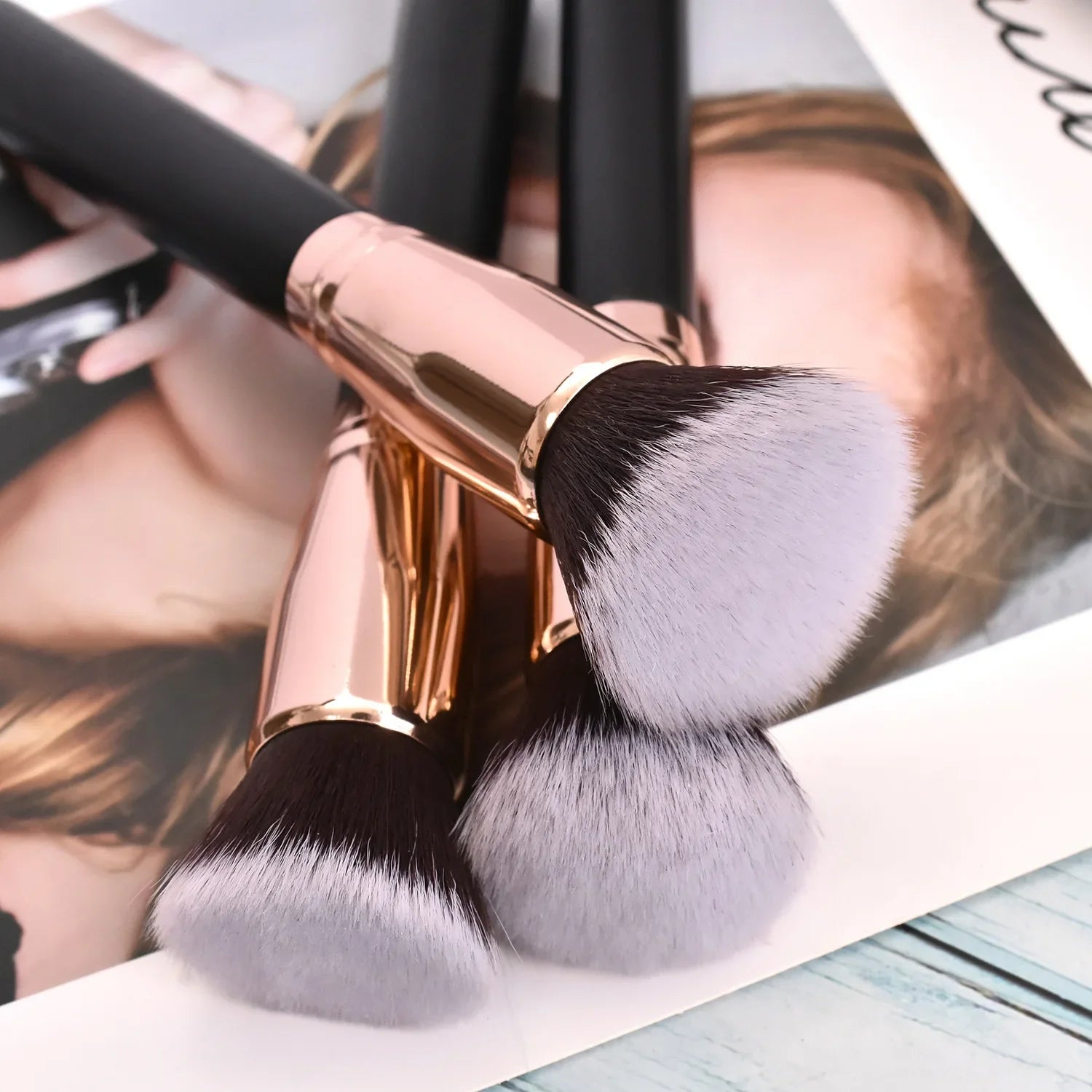 Makeup Brushes Foundation Loose Powder Concealer Blending Blush Brush Professional Cosmetic Beauty Makeup Tool  ourlum.com   