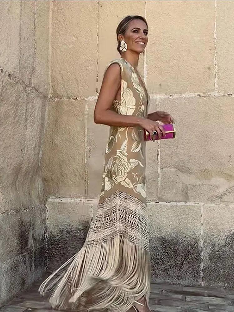 Chic V Neck Tassels Long Dress: Elegant Sleeveless Apparel for Vacation & Party