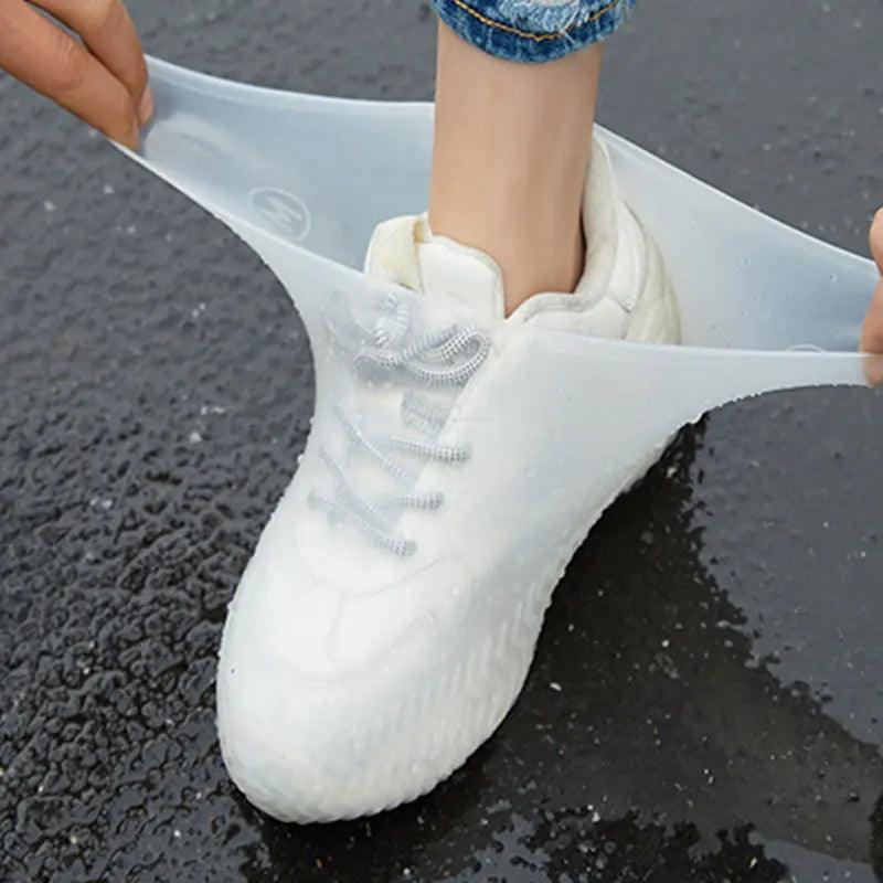 Waterproof Silicone Shoe Covers for Rainy Days  ourlum.com   