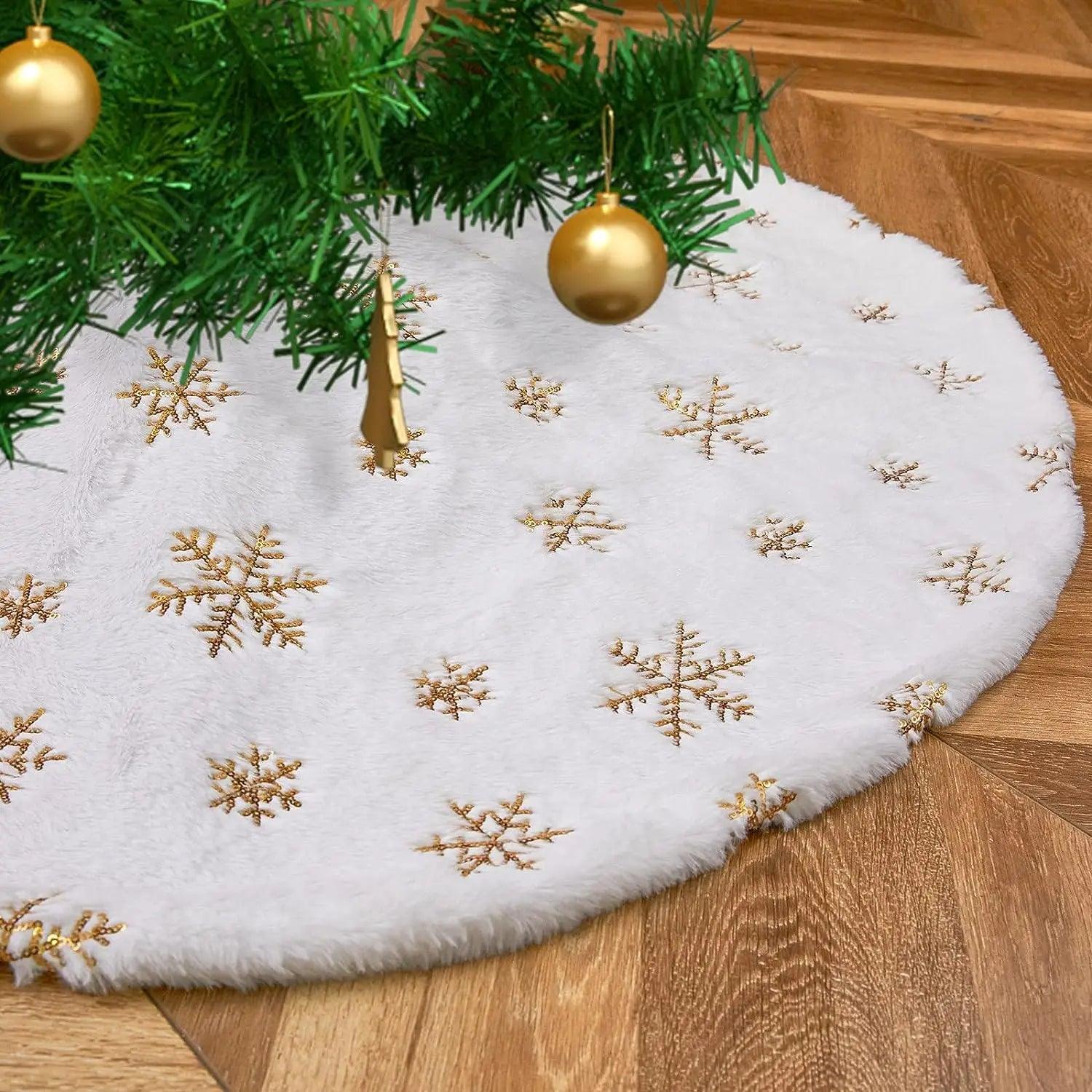 Luxurious White Faux Fur Christmas Tree Skirt with Sequin Detail - Festive Home Decor  ourlum.com   