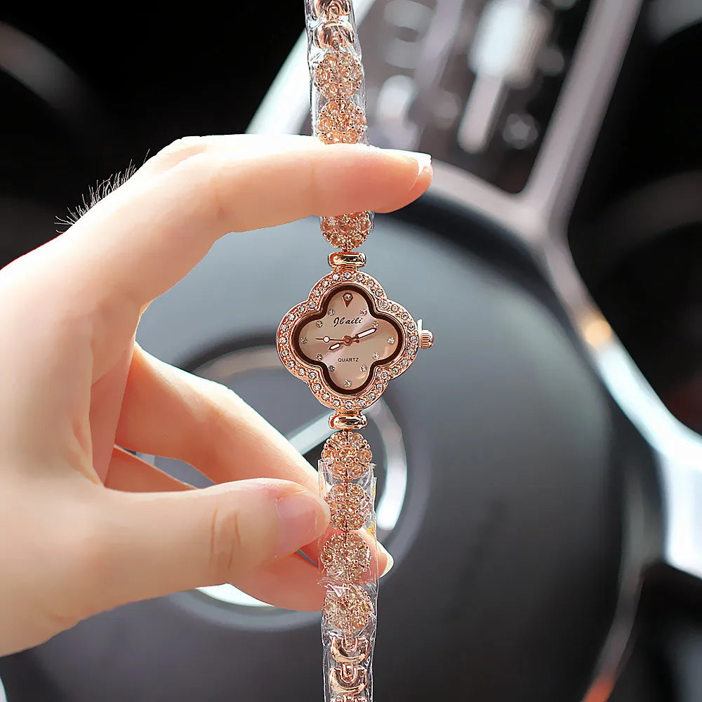 Diamond Pearl Clover Luxury Women's Quartz Bracelet Watch - Elegant Gift  OurLum.com 04  