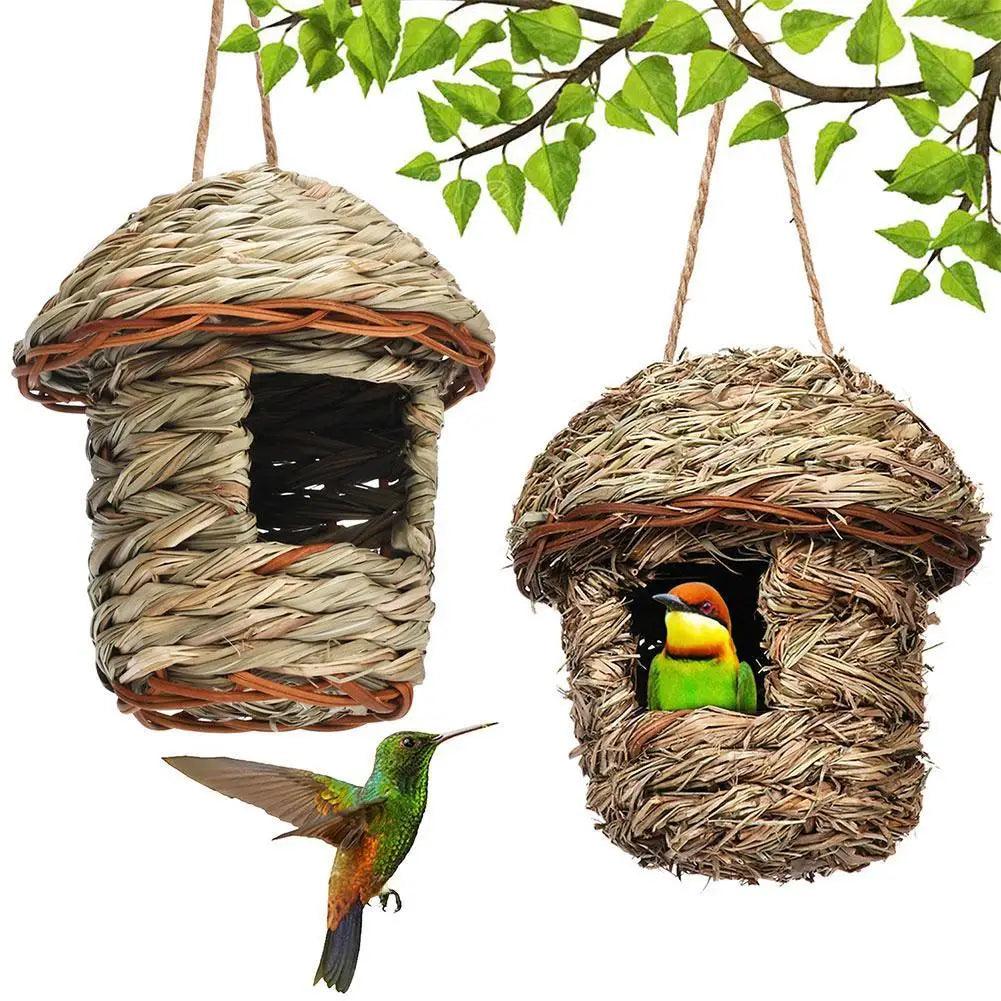 Handwoven Straw Bird Nest Parrot Hatching: Natural Outdoor Hanging House  ourlum.com   