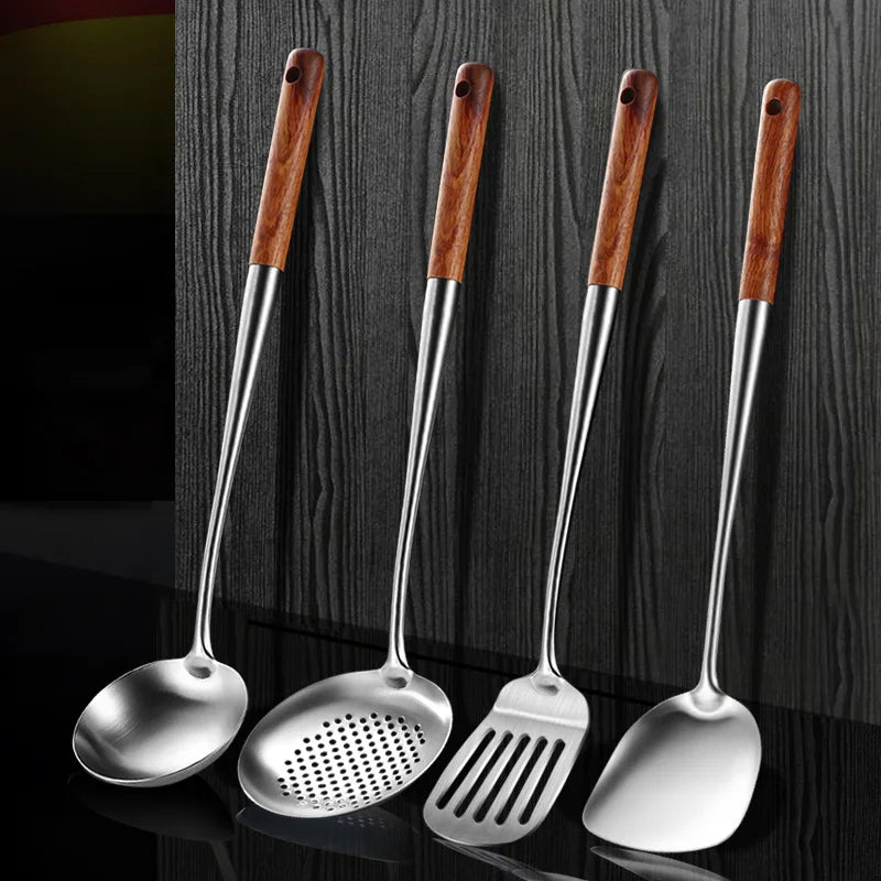 Stainless Steel Long Handle Wok Spatula - Slotted Turner for Cooking, Anti-Scald Kitchen Utensil