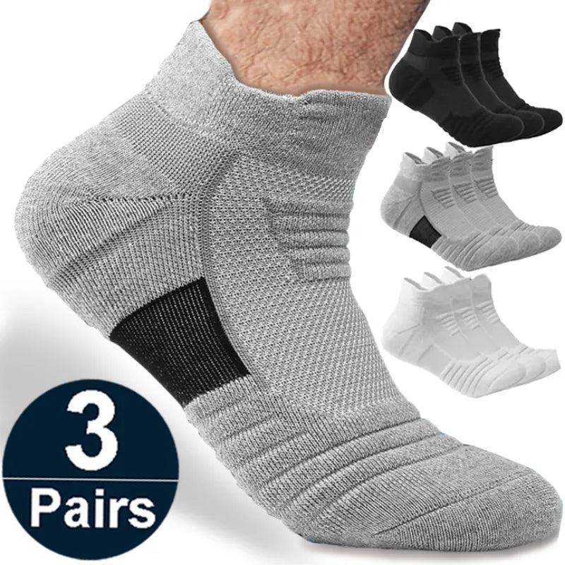 Ultimate Performance Soccer and Basketball Socks for Men and Women - Breathable, Anti-slip, Deodorant - Size 39-45  ourlum.com   
