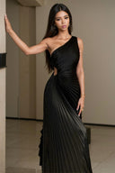 Accessible Luxury One Shoulder Pleated Dress Elegant Attire