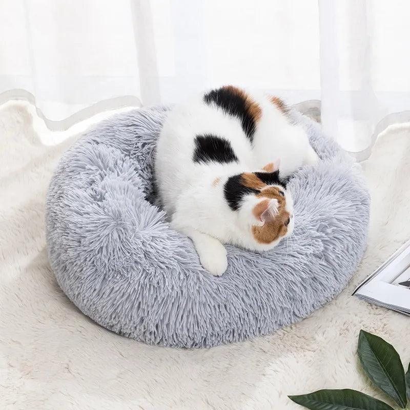 Round Shaggy Cat Nest Bed: Ultimate Comfort for Cats & Small Dogs  ourlum.com   