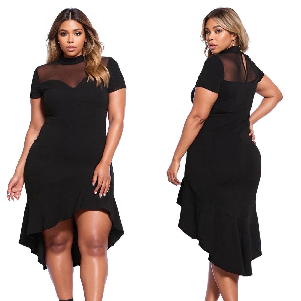 Elegant Black Dress: Curves Accentuation & Sophisticated Style