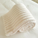 1 Piece of Super Soft Thickened Blanket for Warm Sleep