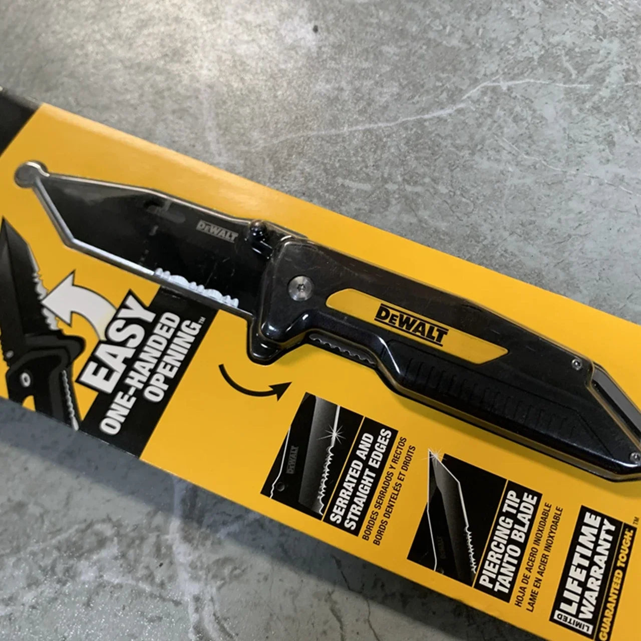 Dewalt DWHT10910 Folding Utility Knife: Compact, Durable, and Versatile Cutting Tool