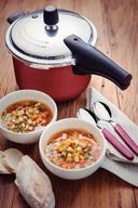 20cm Non-Stick Aluminum Pressure Cooker with 4.5L Capacity