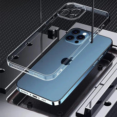 Clear Silicone Phone Case: Sleek & Durable Cover for iPhone - Everyday Protection